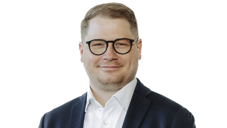 Nils Heyna Nils Heyna